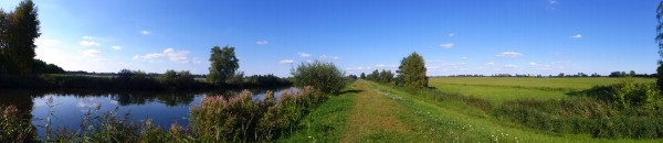 Am Rande des Naturschutzgebietes Lewitz befindet sich direkt am Flusskilometer 46 der Müritz-Elde-Wasserstraße das beschauliche Örtchen Neustadt-Glewe mit seinen vielfältigen Freizeitangeboten.